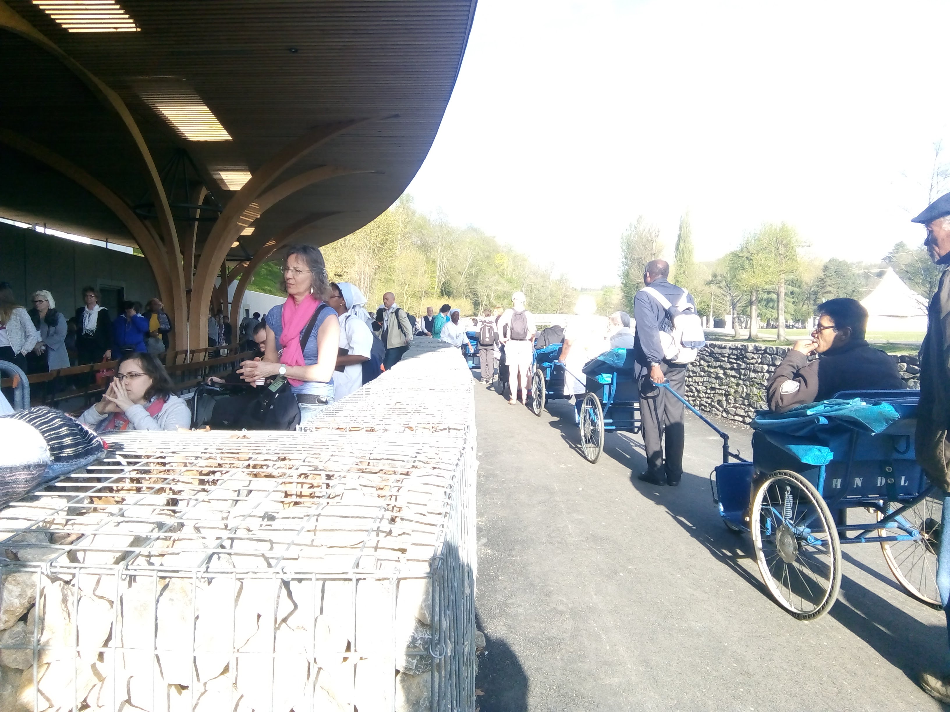 Passage aux Piscines Hospitalité Evry à Lourdes Avril 2018